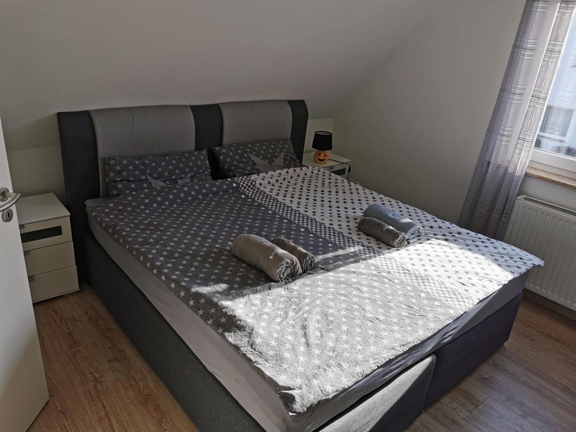 4-Zimmer-Wohnung Mit 6 Betten Bad Oeynhausen Exterior foto
